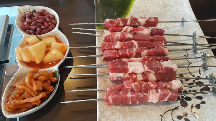 <수원 권선구 금곡동 \"진미양꼬치\"> 고급양갈비는 부드럽고 진짜 맛있네요. 작업 사진 5