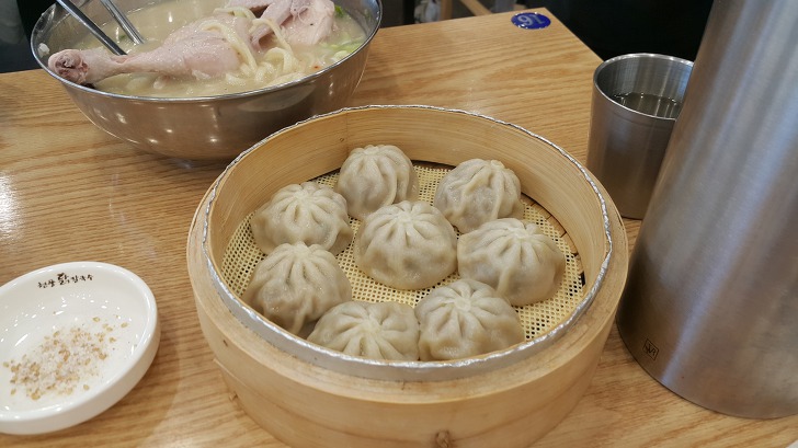 <달성군 현풍면 \"현풍닭칼국수 본점\"> 달달한 국물의 반계탕과 칼국수 작업 사진 10