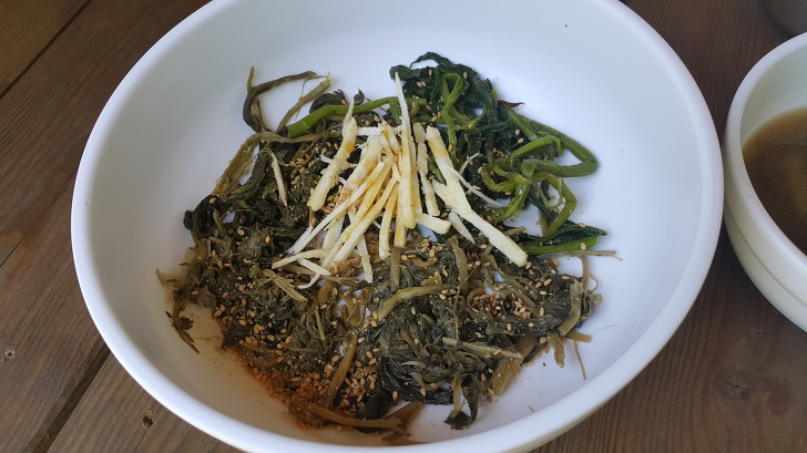 <울릉도 나리분지 \"야영장식당\"> 산채비빔밥, 오징어전 먹으러 다시 왔습니다. 작업 사진 5