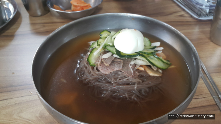 <포항 상원동 \"로타리냉면\"> 특이한 육수향이 나는 물냉면 작업 사진 5