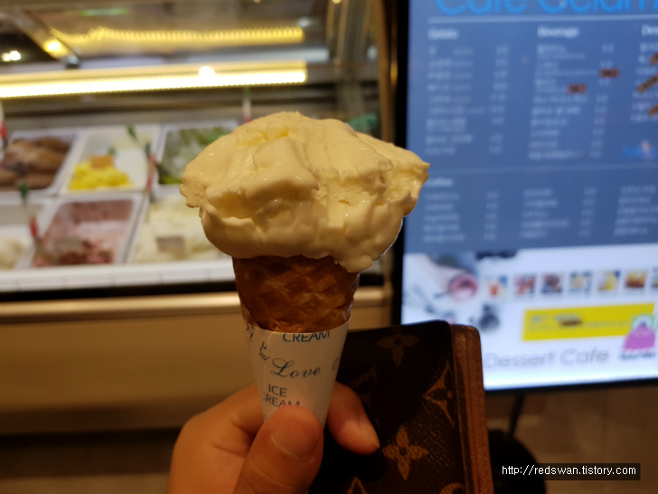 <대구 대백아울렛 \"카페 젤라몬\"> 치즈 아이스크림 맛있네요. 작업 사진 4
