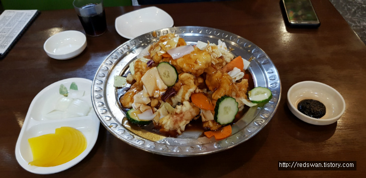대구 남구 대명동 회성각. 대구 남구 중국집 맛집. 독특한 맛의 탕수육 작업 사진 4