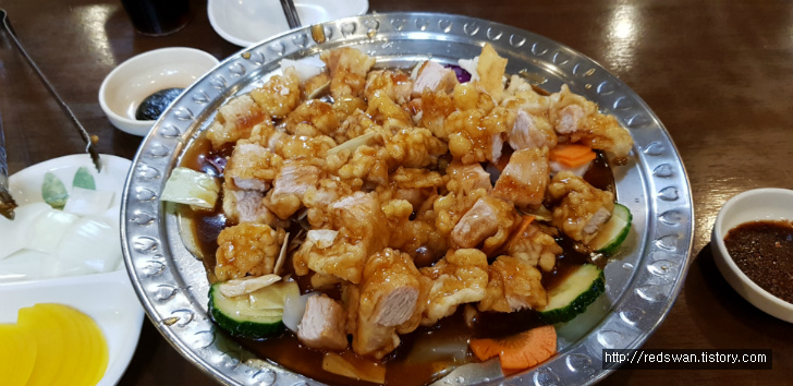 대구 남구 대명동 회성각. 대구 남구 중국집 맛집. 독특한 맛의 탕수육 작업 사진 6