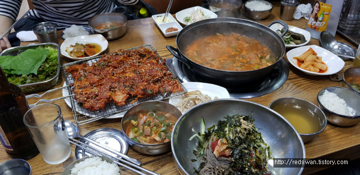 대구 앞산전망대입구 고령촌돼지. 돼지찌개도 석쇠구이도 맛있습니다. 작업 사진 10