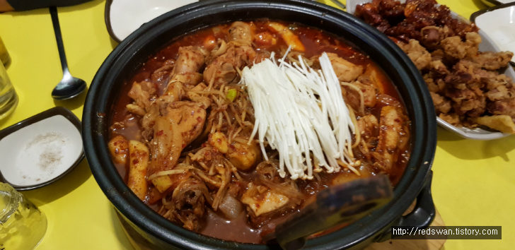 대구 서구 내당동 똥집대통령. 충북 괴산 산막이옛길 산행마치고 뒷풀이로.. 작업 사진 5