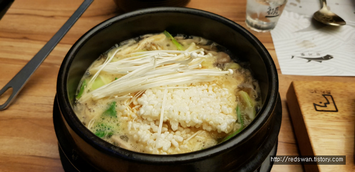인천 서구 경서동 참치락. 청라에 친구 보러 와서 참치 얻어 먹고 갑니다. 작업 사진 18