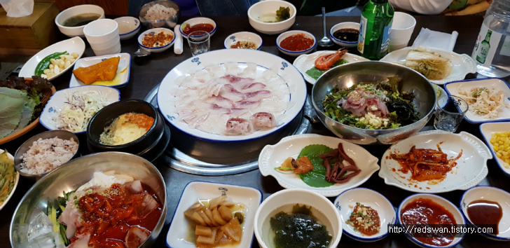부산 수영구 민락동 새바다횟집. 광안리 불꽃축제 보면서 회 먹기. 작업 사진 9
