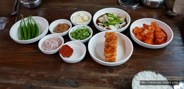 경산 와촌 대호돼지국밥. 줄서서 먹는데 부드럽고 맛있습니다. 작업 사진 5