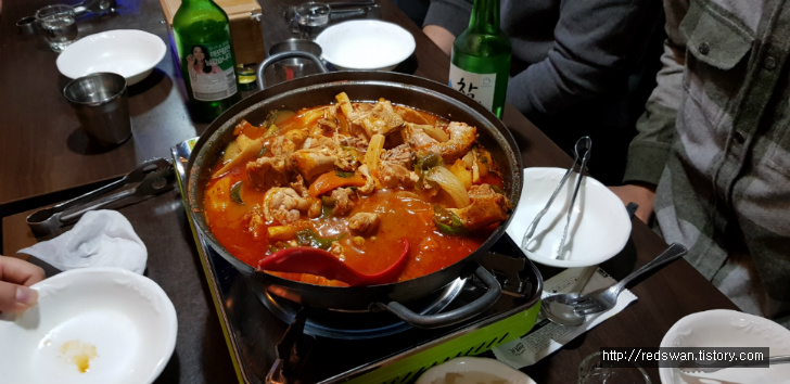 대구 안지랑 핸즈치킨. 닭도리탕도 세트메뉴도 똥집튀김도 맛있네요. 작업 사진 3