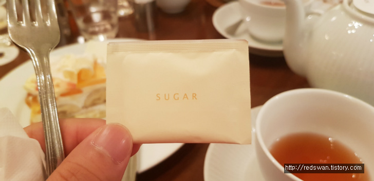 케이크가 맛있는 오사카 다이마루 백화점내의 카페 하브스. 작업 사진 16