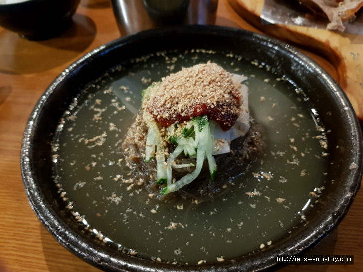 별점 5/5점. 앞산옛날통닭. 통닭도 물냉면도 닭떡볶이도 맛납니다. 작업 사진 6