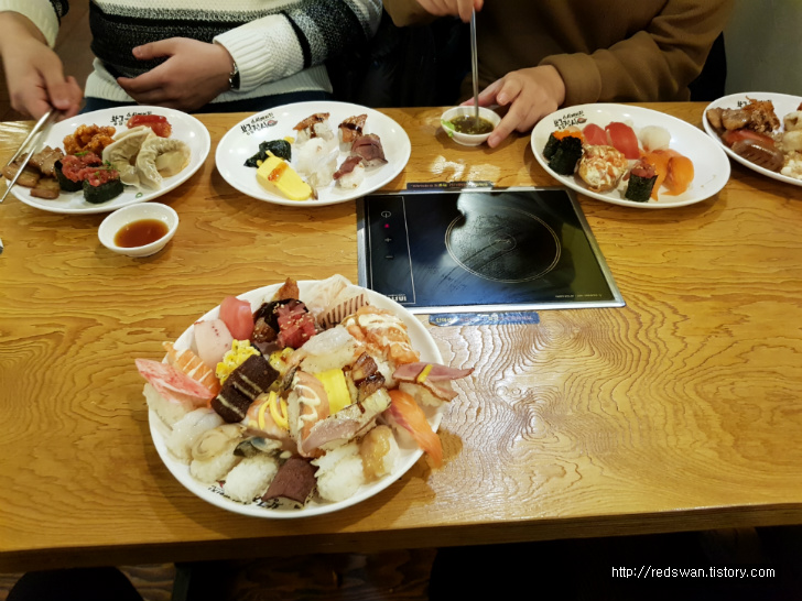 별점3/5점. 대백에 있는 동성로 초밥 뷔페 스시메이진 황금접시 작업 사진 18