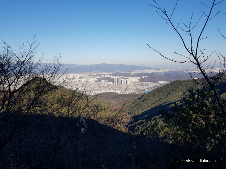 앞산등산. 낙동강승전기념관,은적사,대덕쉼터,만수정. 작업 사진 6