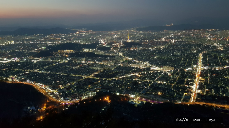 간만에 내린 눈을 밟으며 앞산 전망대 오르기. 작업 사진 12