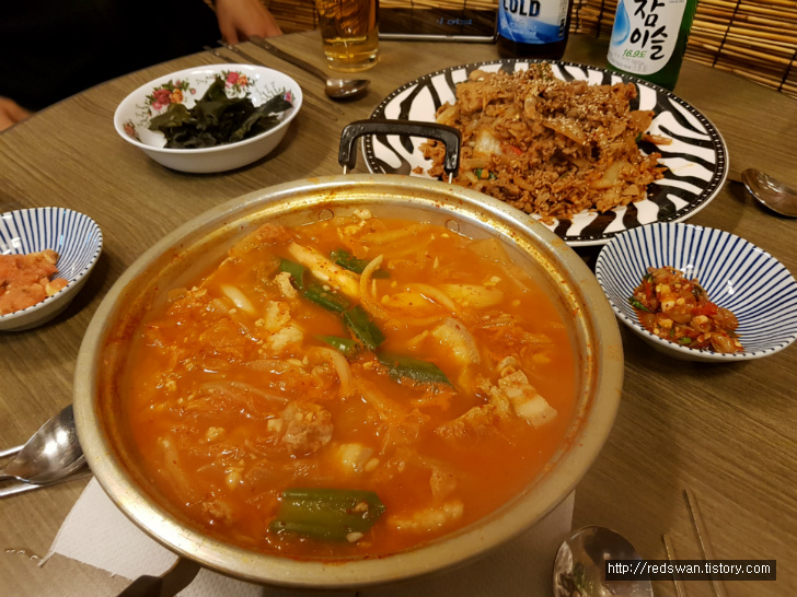 별점3/5점. 대구 남구 봉덕동 술집 서민실내포장. 작업 사진 4