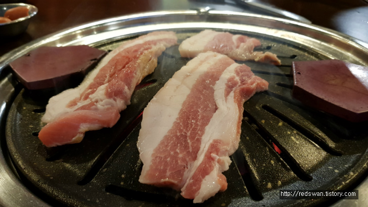 별점4/5점. 대구 서구 내당동 고기맛집 돼지새끼. 작업 사진 6
