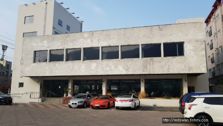 별점3/5점. 대구 앞산 카페 넘버더스타즈 작업 사진 2