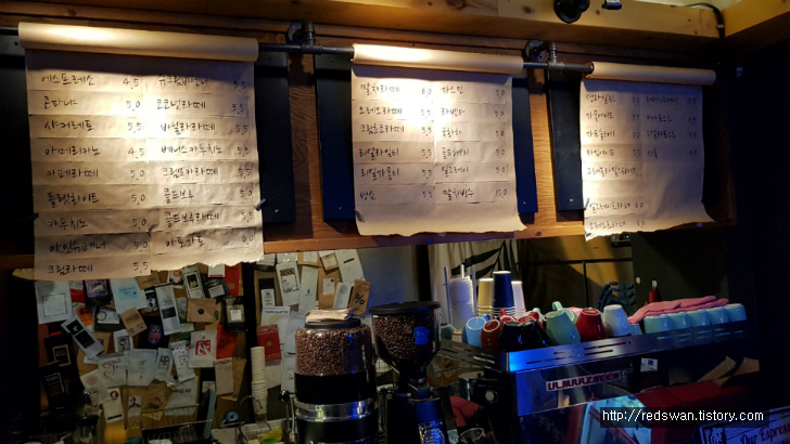 별점5/5점. 앞산 근처 밤에 가면 분위기 좋은 카페 블루카페인 작업 사진 5