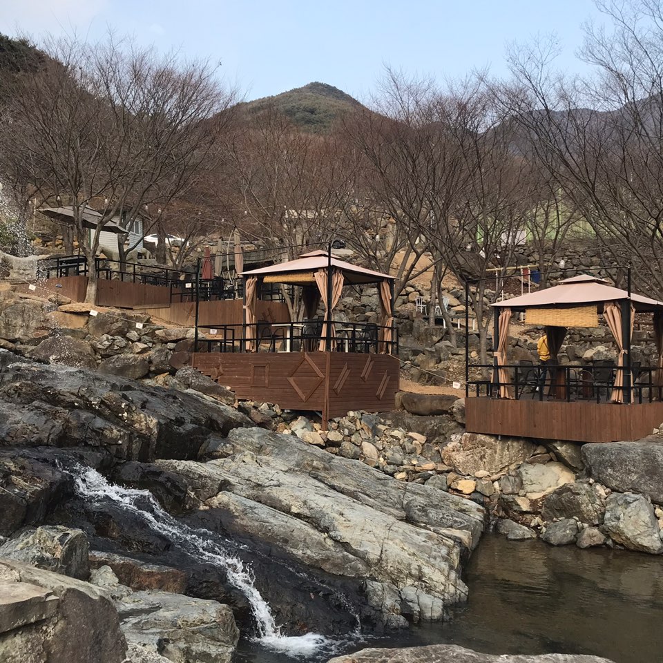대구 달성군 대자연 속, 눈이 시원한 카페. 카페담. 작업 사진 6