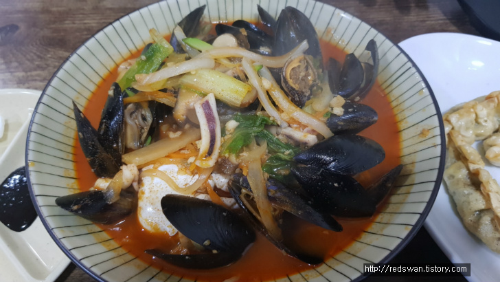 대구 시지 중국집 맛집. 짬뽕 전문점 아미성. 작업 사진 6