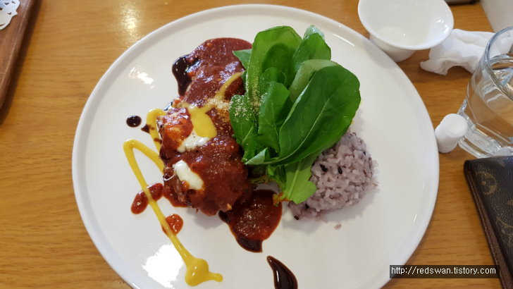 대구 대명동 계명대학교 맛집. 플라잉빵차. 작업 사진 5