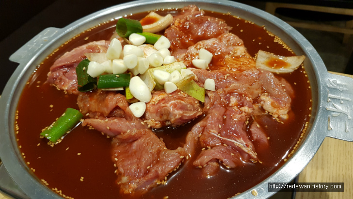 대구 수성구 범어동 팔백집. 다시 먹으러간 돼지쫄갈비. 작업 사진 5