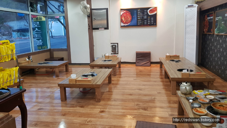 대구 시지 김치찜 맛집. 동인동김치찜찌개 시지 직영점. 작업 사진 2